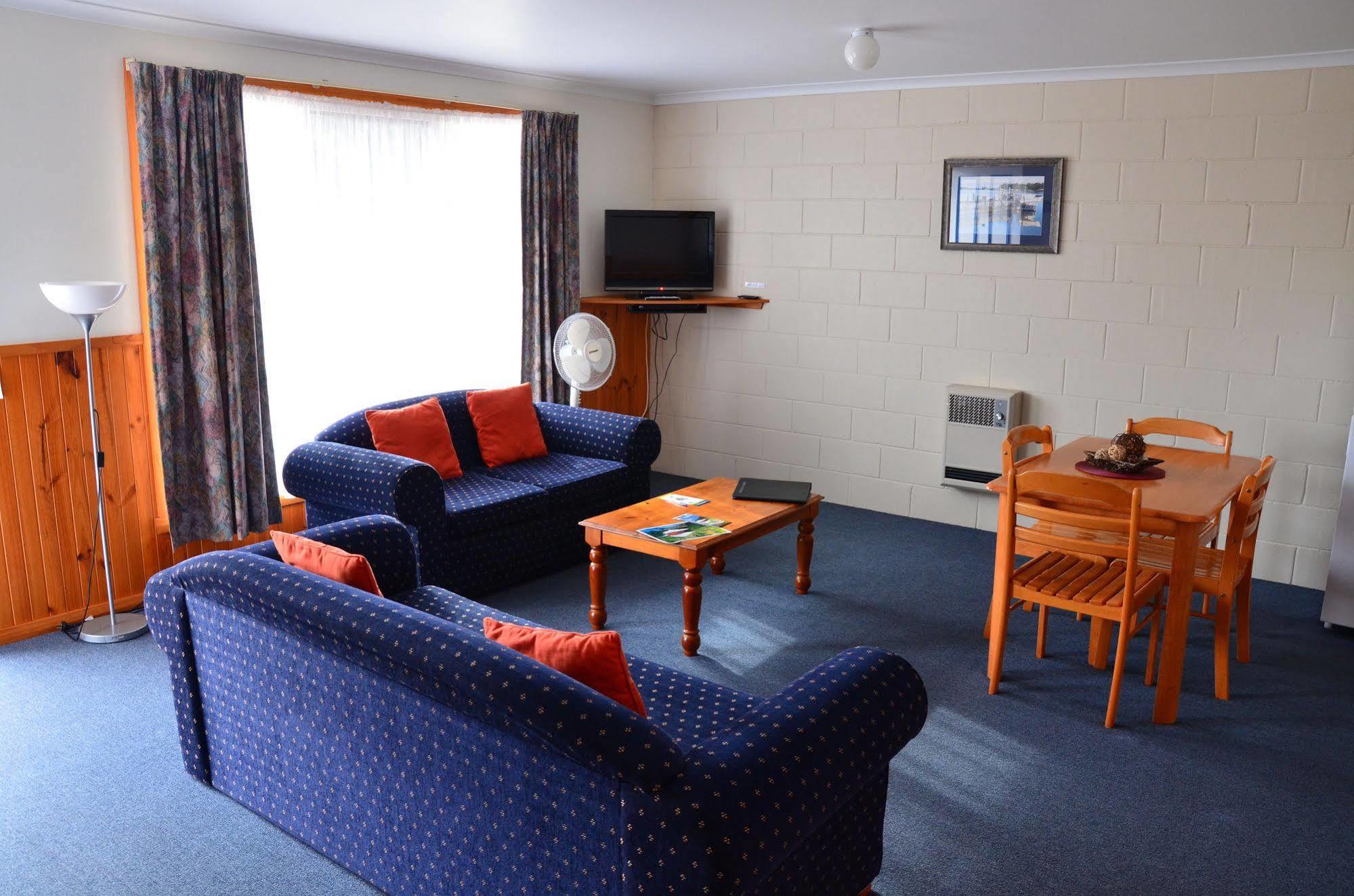 Castaway Holiday Apartments Strahan Kültér fotó